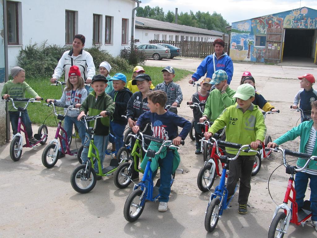 הוילה Mělník Zoopark Zelcin מראה חיצוני תמונה